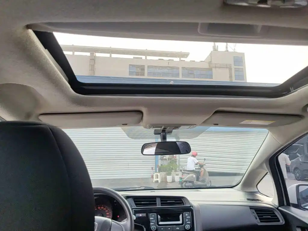Honda Fit — миниатюра 18