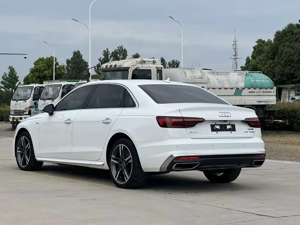 Audi A4L — миниатюра 5