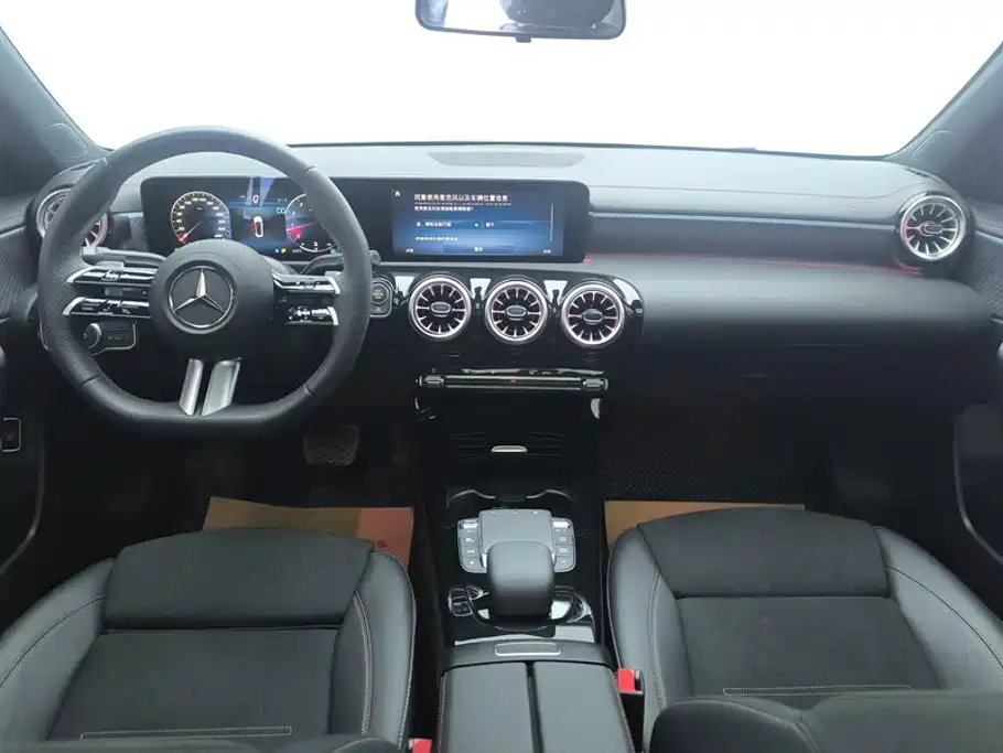 Mercedes-Benz A-Class — миниатюра 12
