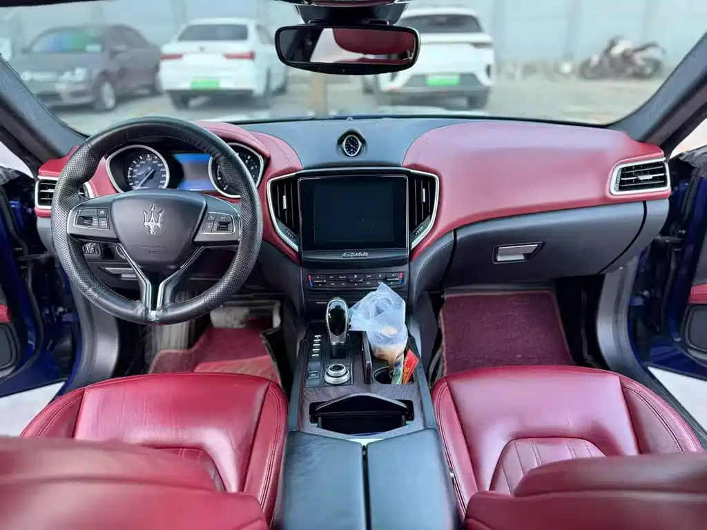Maserati Ghibli — миниатюра 7