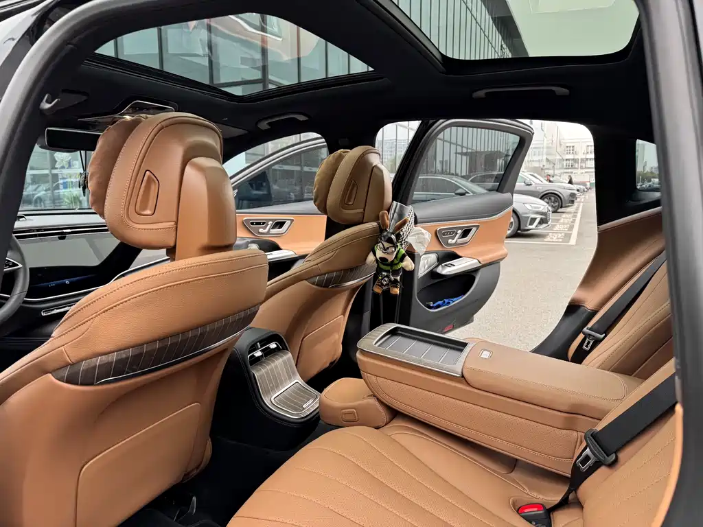 Mercedes-Benz E-Class E 2025 E 300 L Luxury