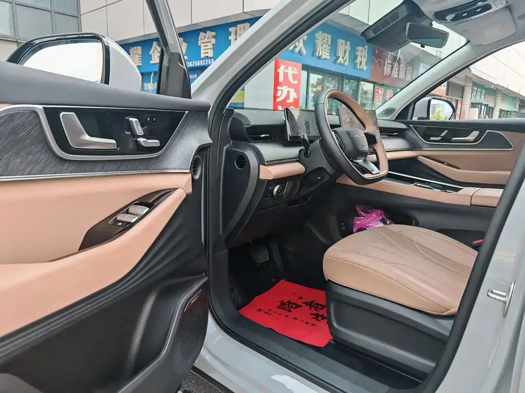 Chery Tiggo 8L — миниатюра 4