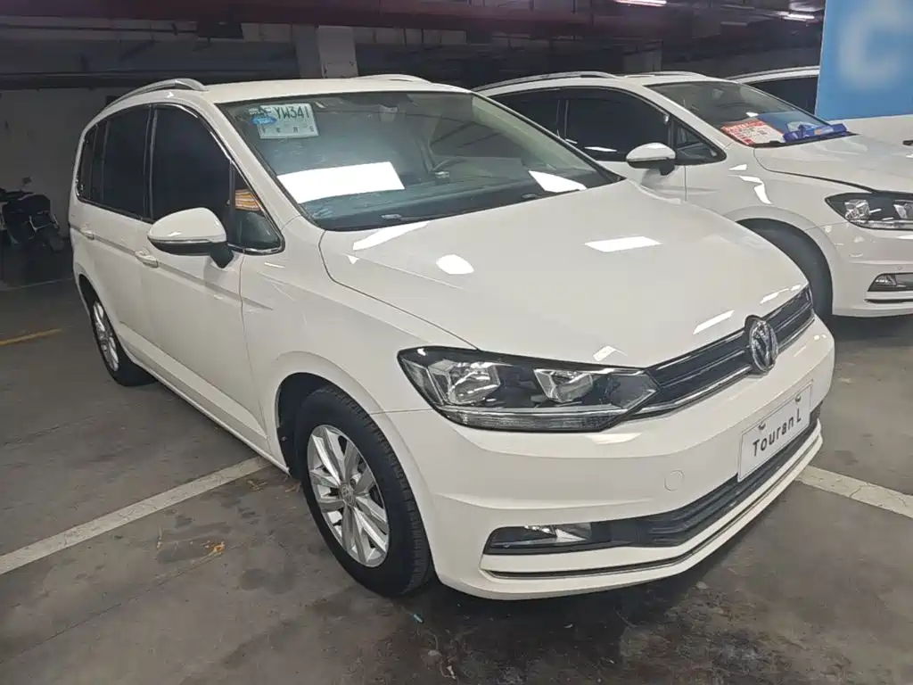 Volkswagen Touran — миниатюра 4