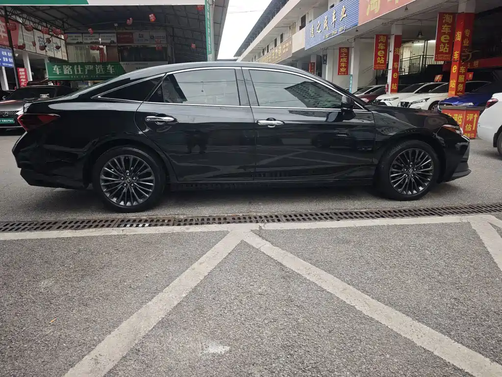 Toyota Avalon — миниатюра 4