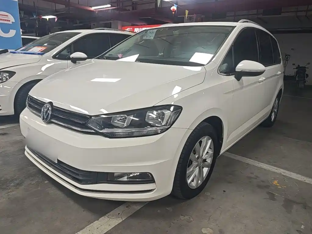 Volkswagen Touran — миниатюра 2