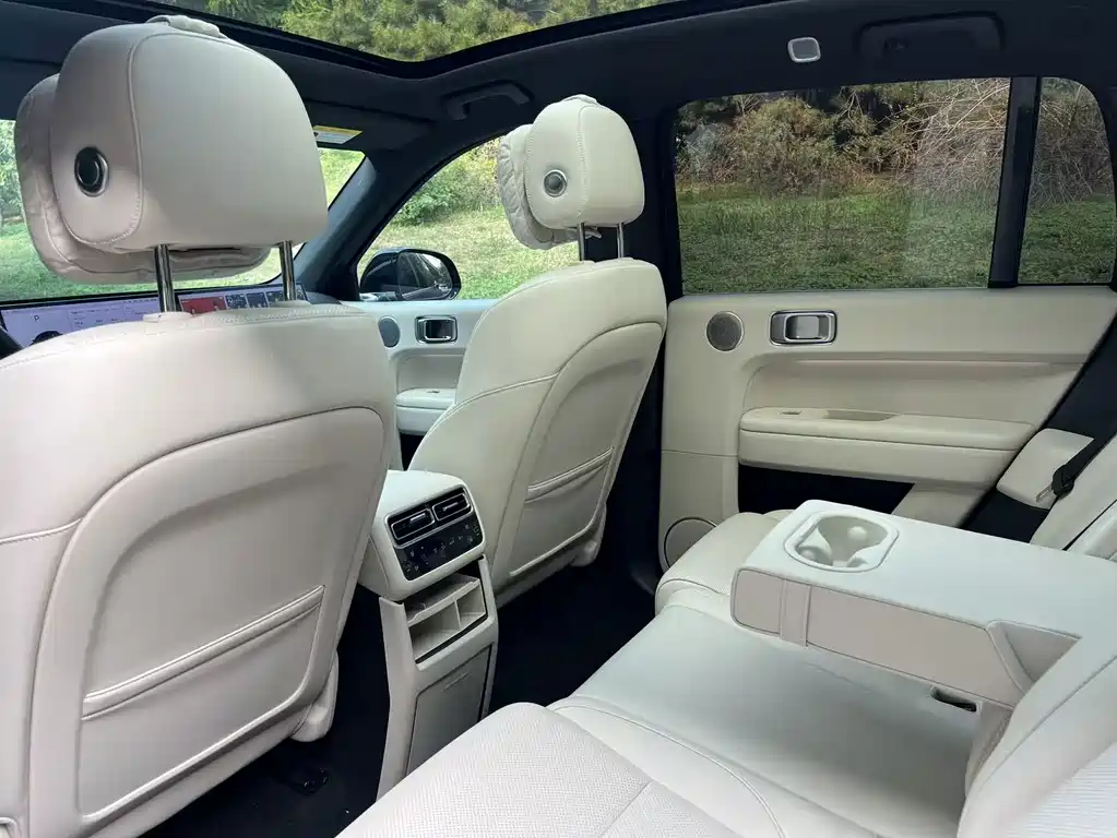 Li Auto Li L6 — миниатюра 11