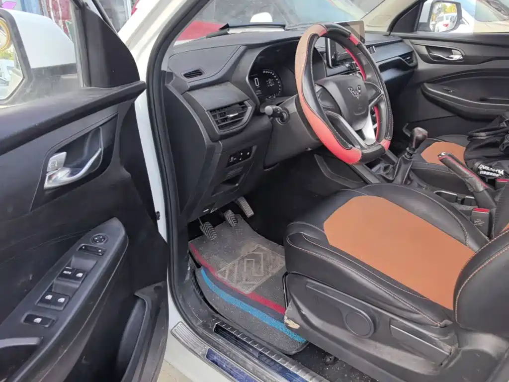 Wuling Hongguang S3 — миниатюра 16