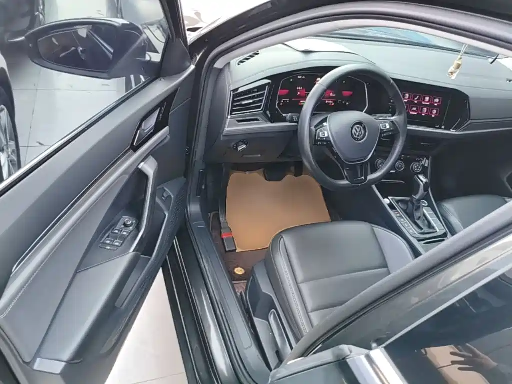 Volkswagen Sagitar — миниатюра 16