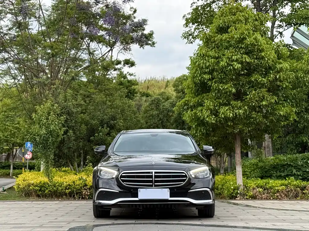 Mercedes-Benz E-Class E 2022 E 300 L Fashion