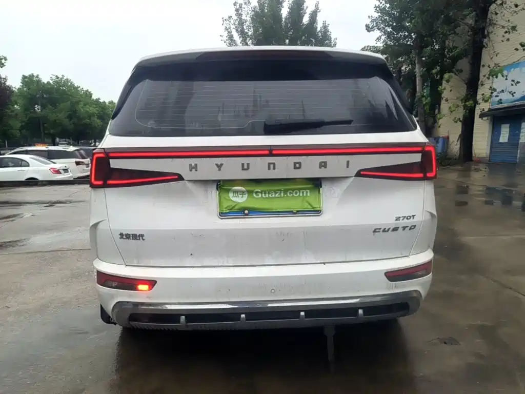 Hyundai Custo — миниатюра 6