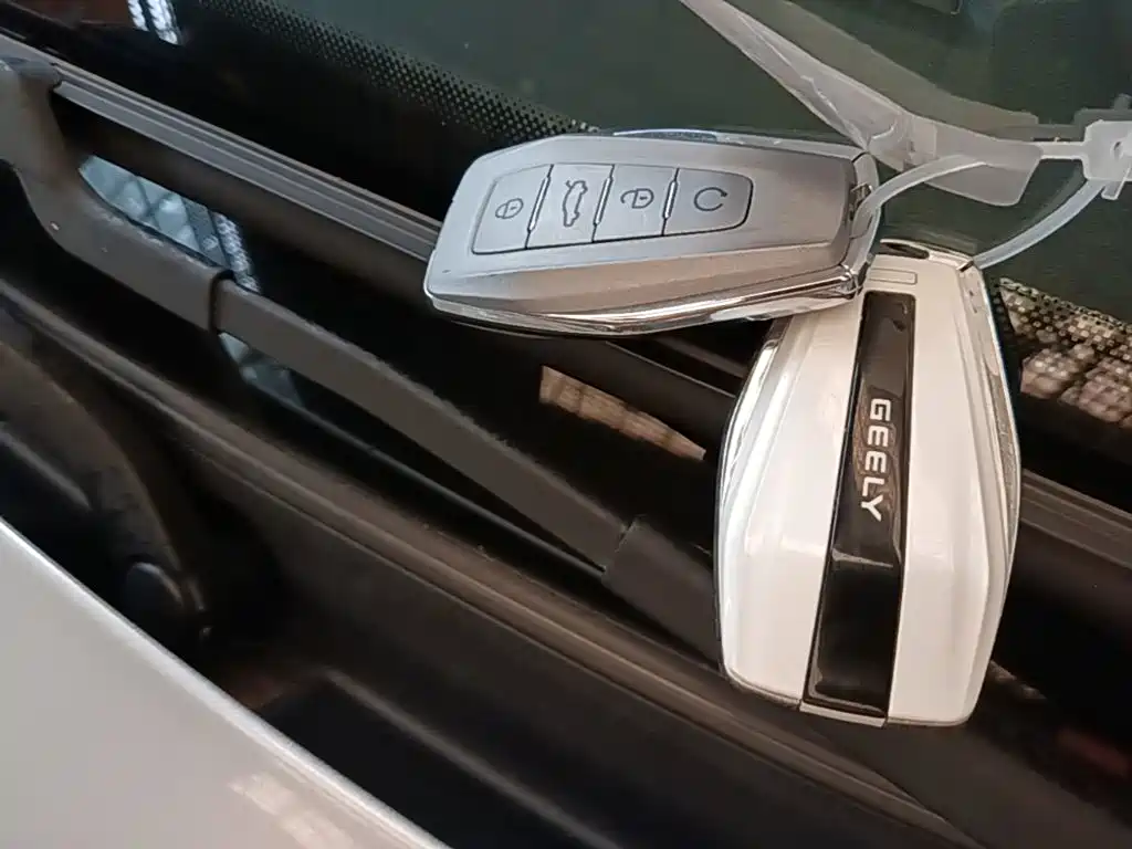 Geely Binyue — миниатюра 9