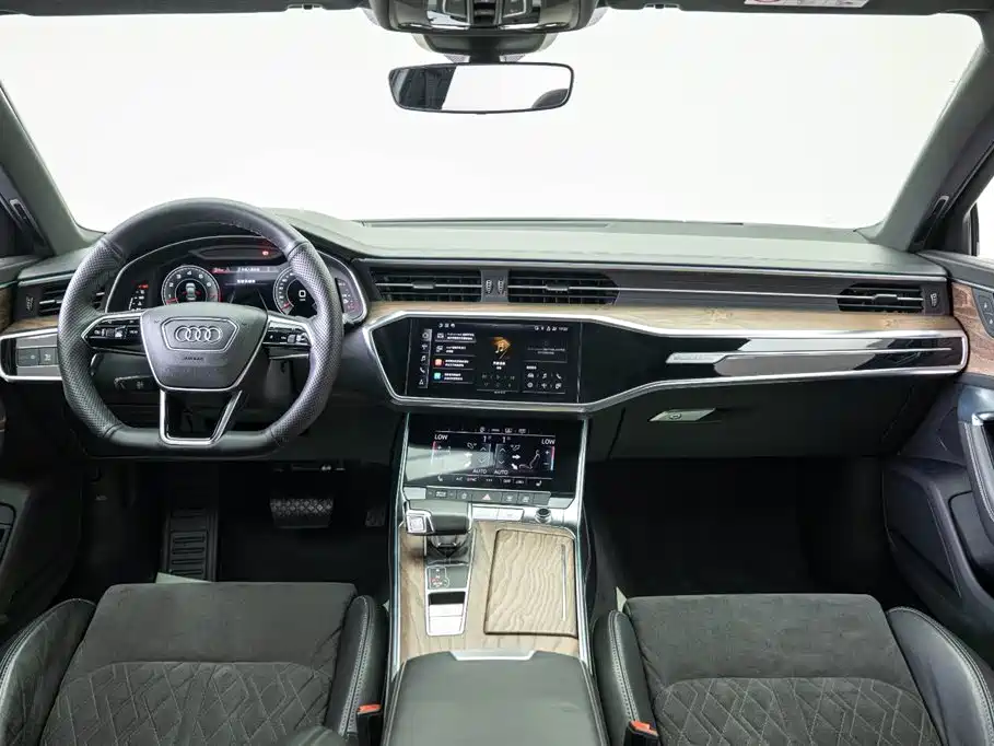 Audi A6L 2021 55 TFSI quattro Premium