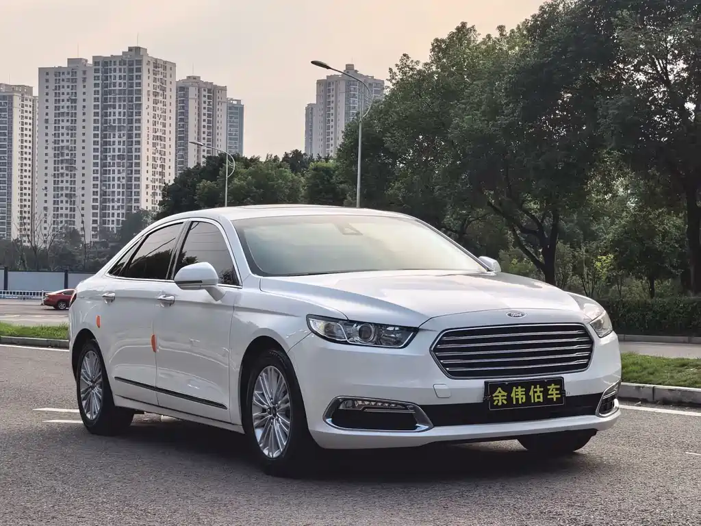 Ford Taurus — миниатюра 3