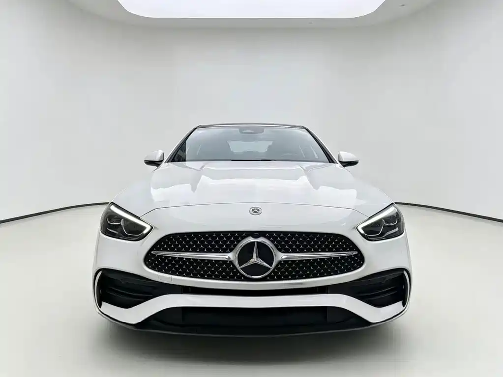 Mercedes-Benz C-Class — миниатюра 2