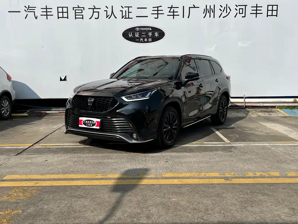 Toyota Crown Kluger