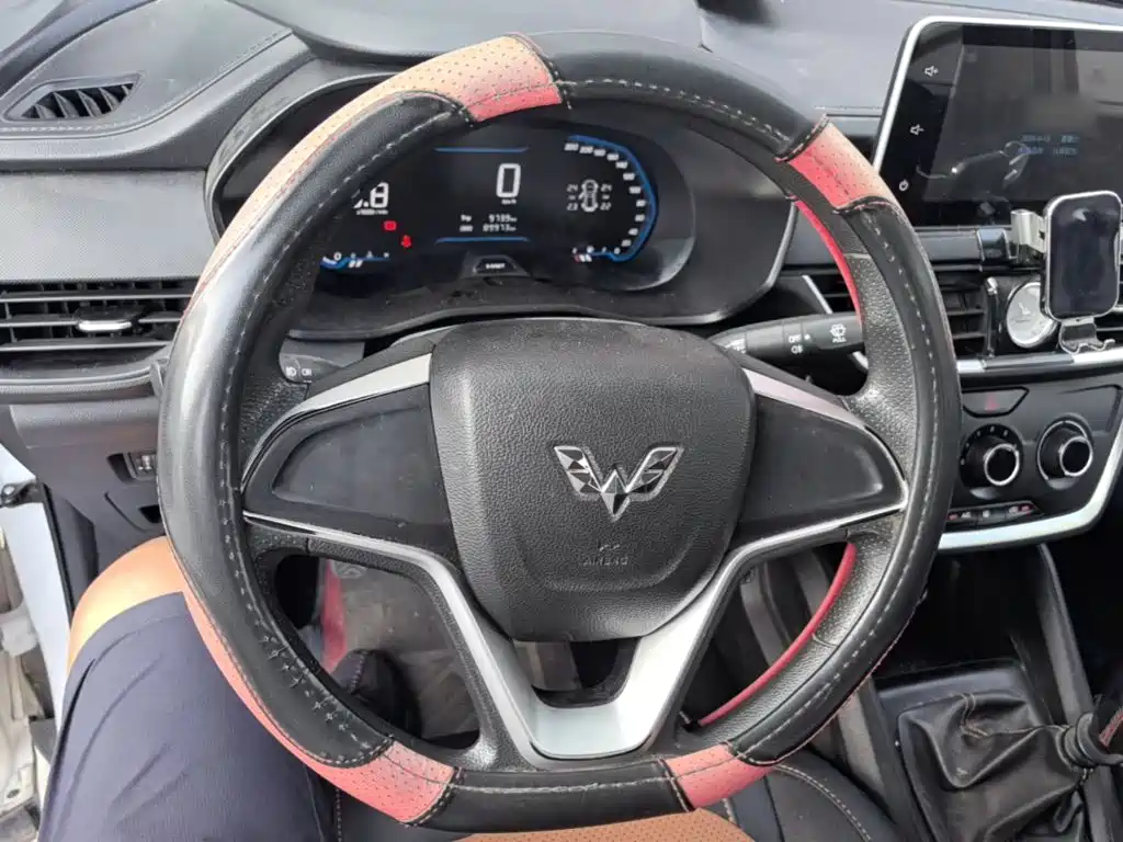 Wuling Hongguang S3 — миниатюра 11