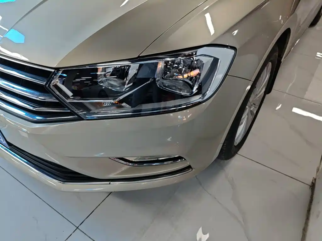 Volkswagen Bora — миниатюра 24