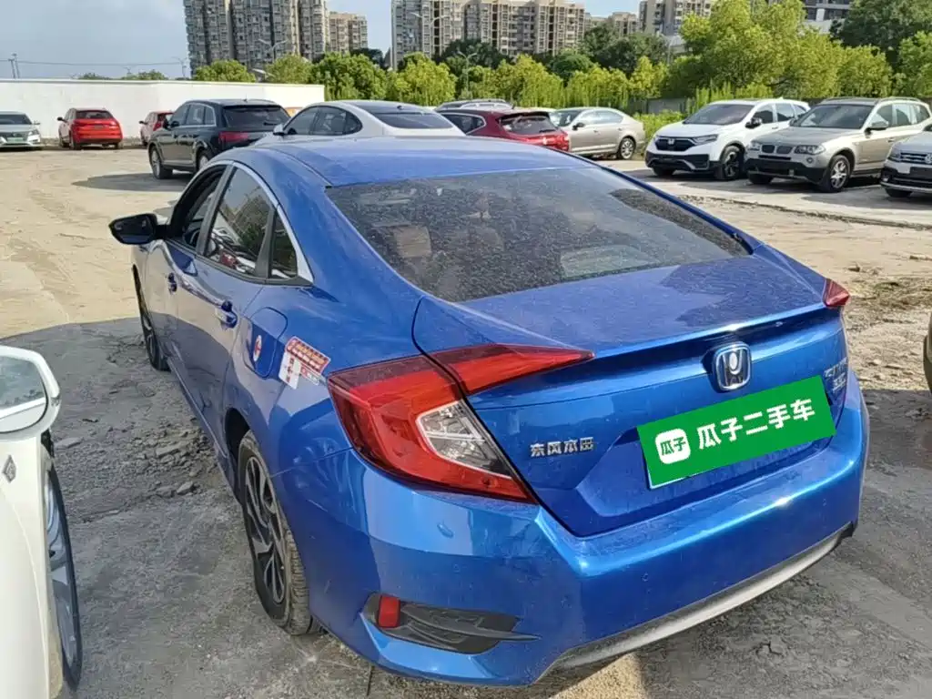 Honda Civic — миниатюра 5
