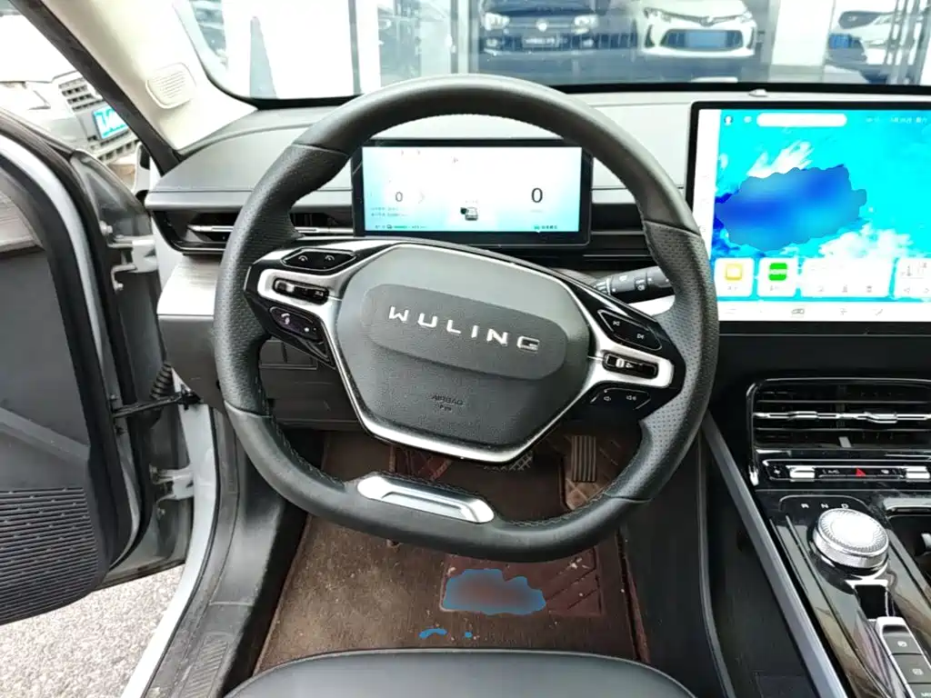 Wuling Xingguang — миниатюра 11