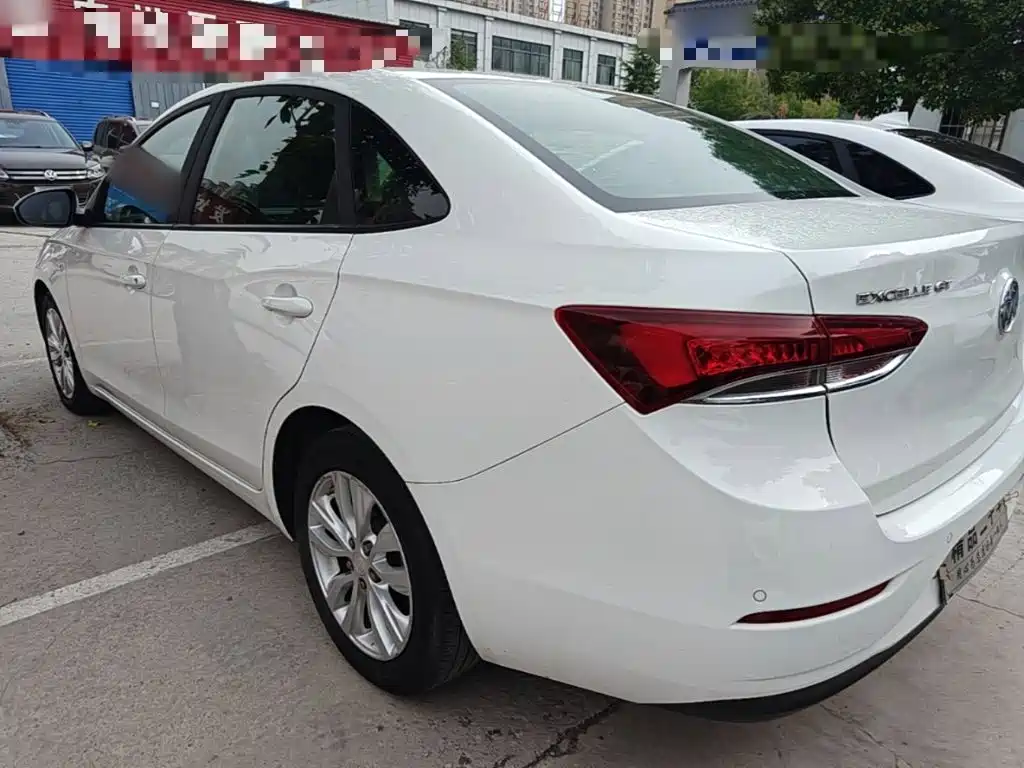 Buick Excelle — миниатюра 5