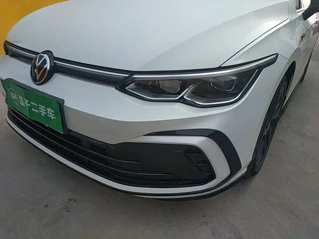 Volkswagen Golf — миниатюра 24