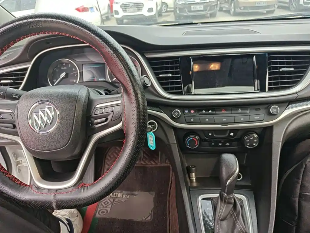 Buick Excelle — миниатюра 10
