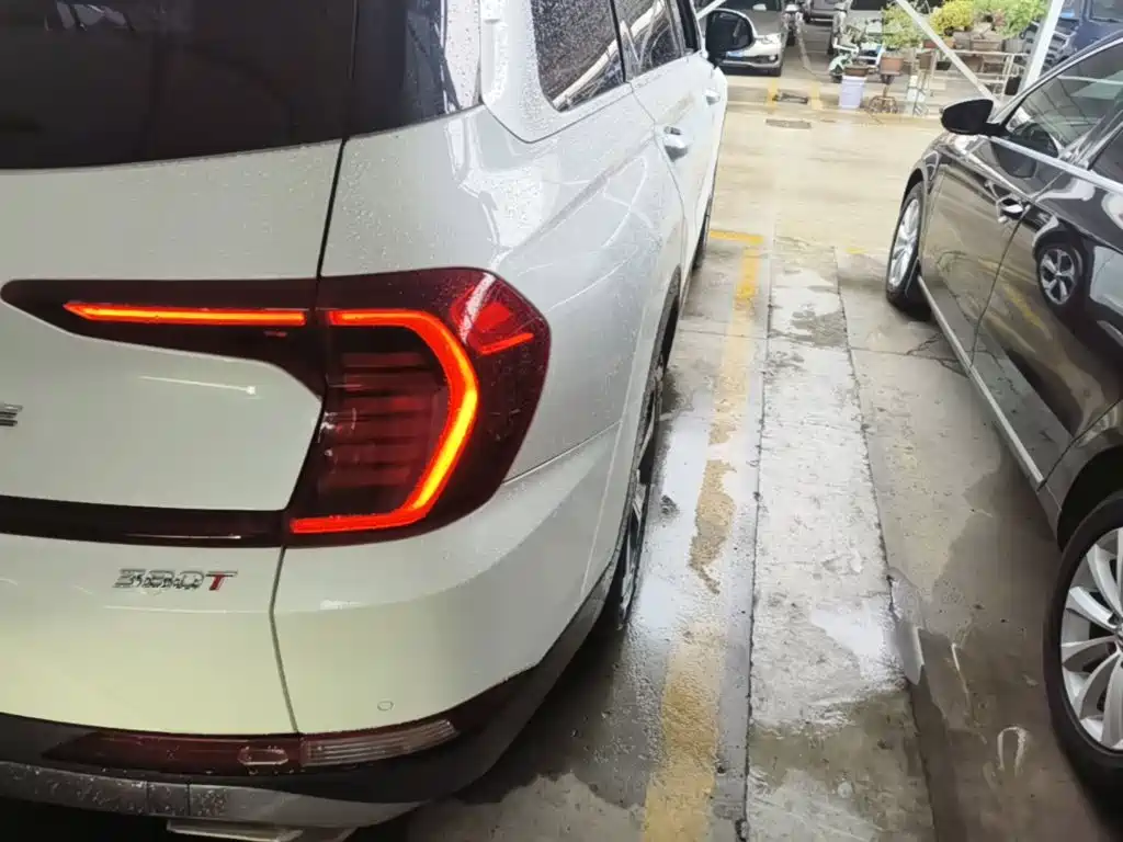 Hyundai Santa Fe — миниатюра 8
