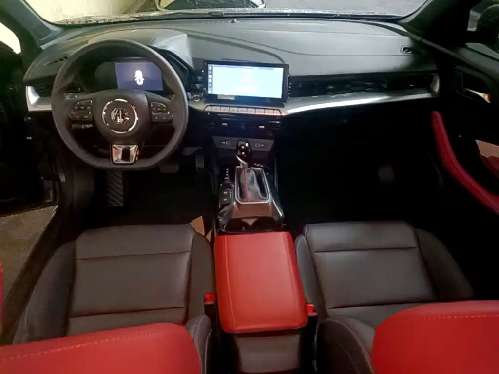 MG MG5 — миниатюра 10