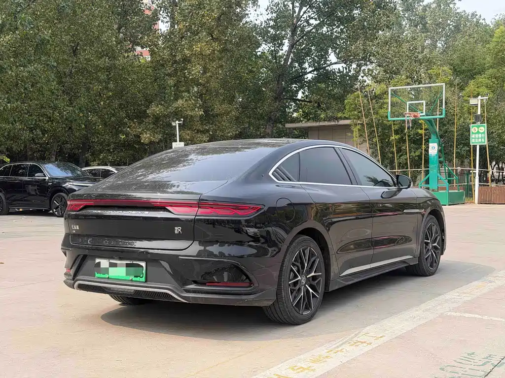 BYD Han — миниатюра 7