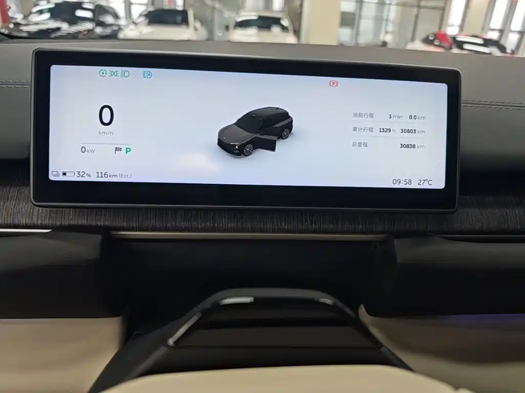 NIO ES6 — миниатюра 12