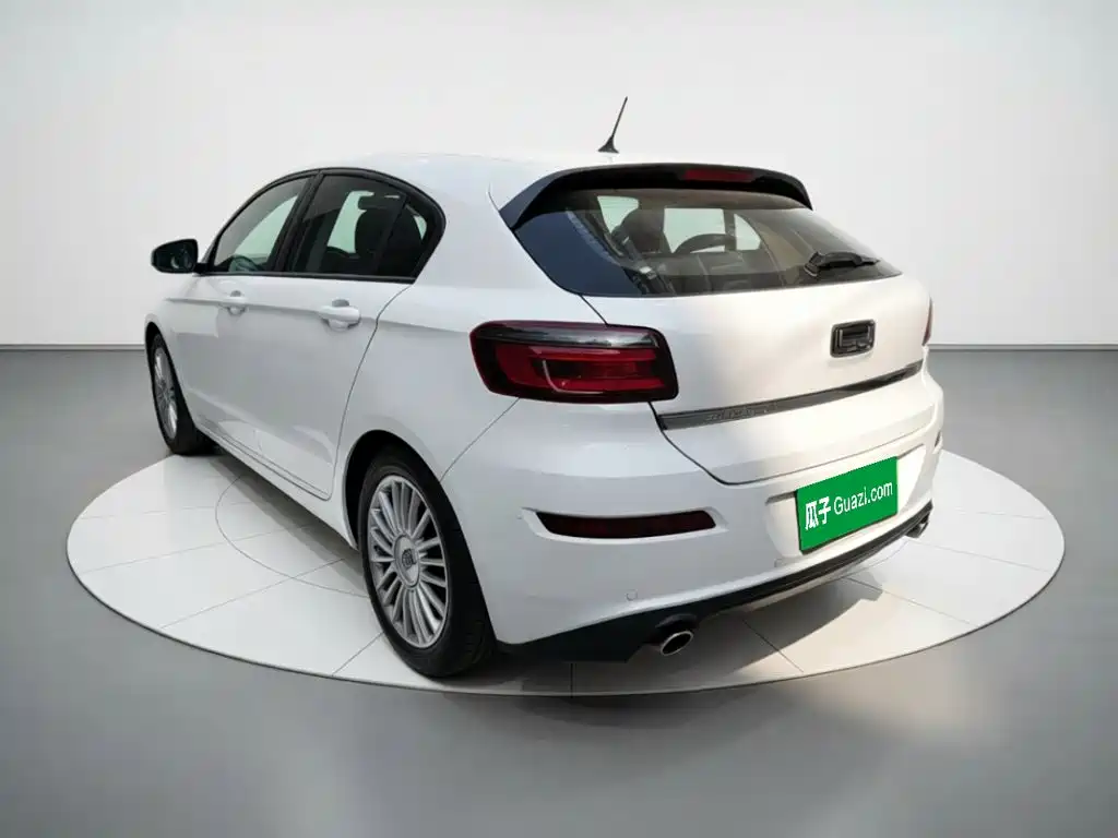Qoros Qoros 3 — миниатюра 4