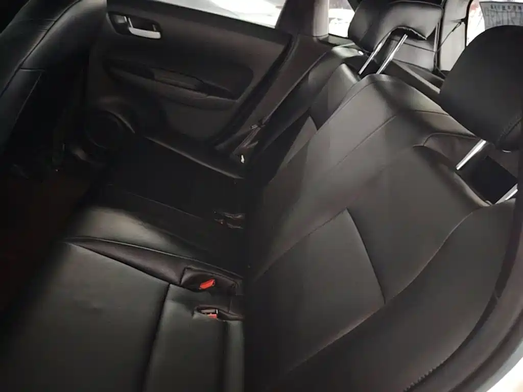 Honda Fit — миниатюра 17