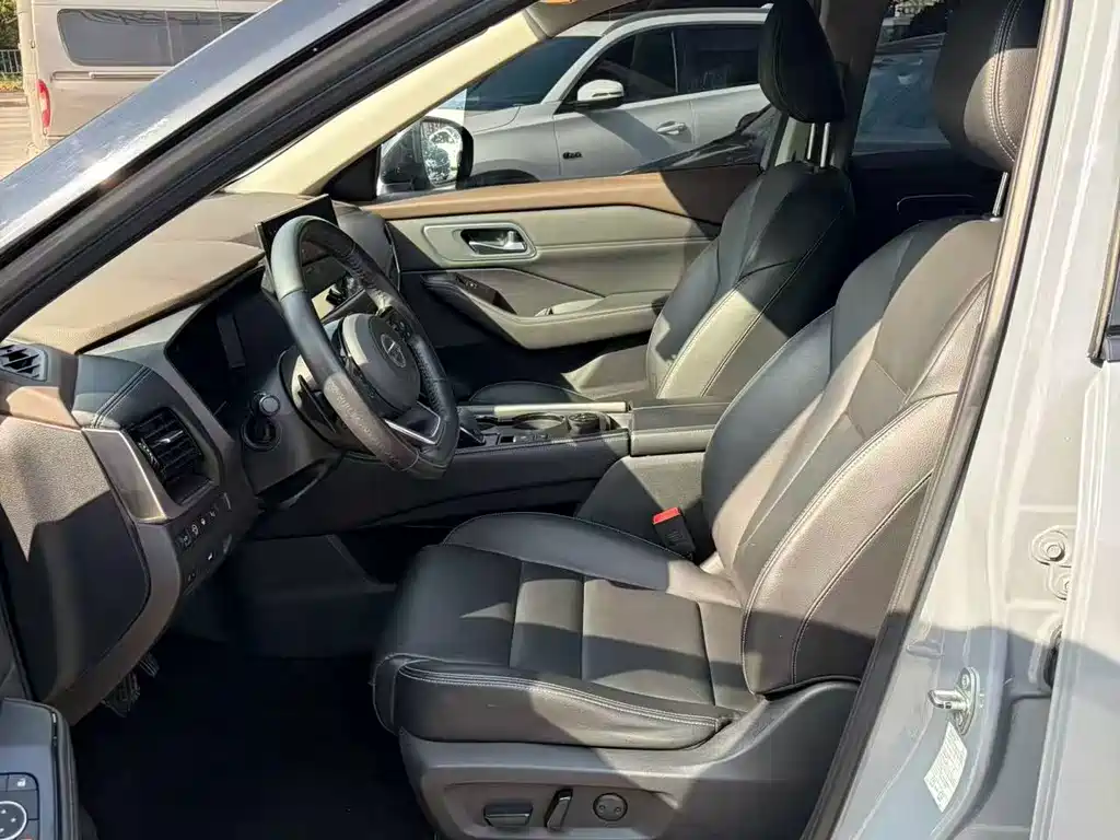 Nissan X-Trail — миниатюра 7