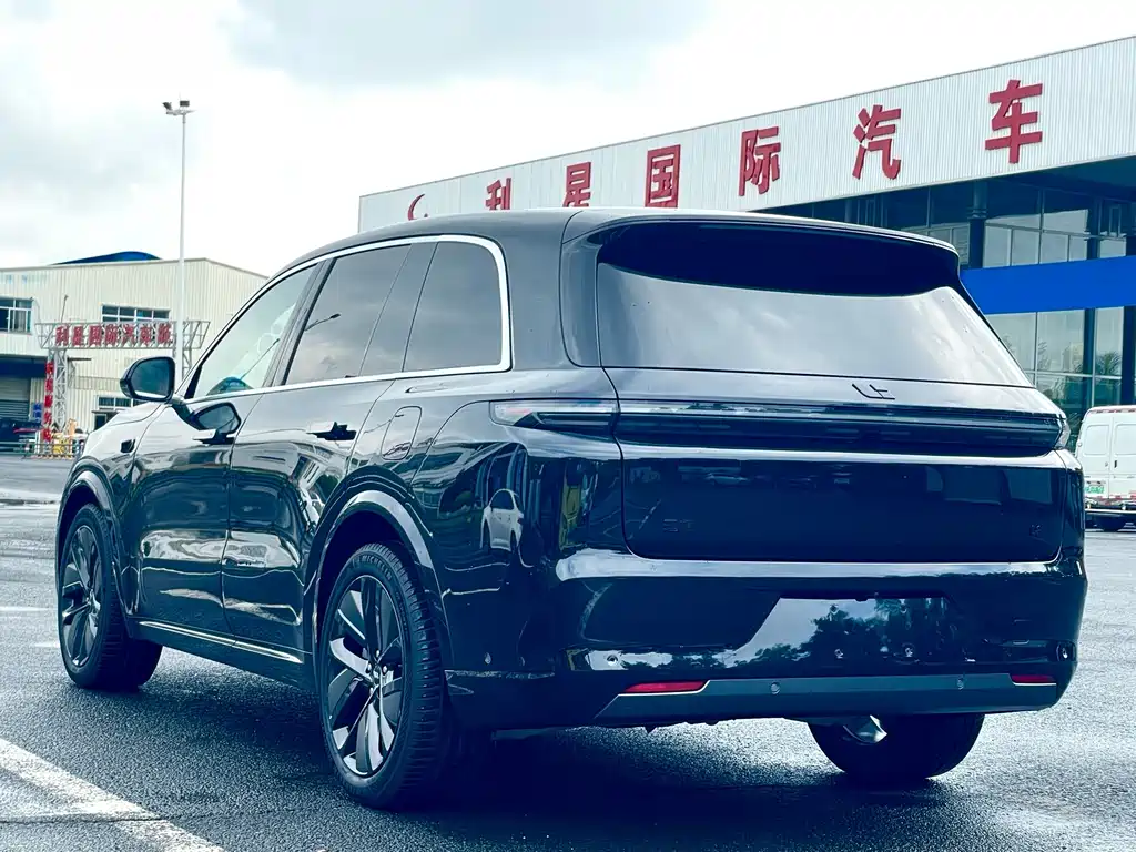 Li Auto Li L8 — миниатюра 4