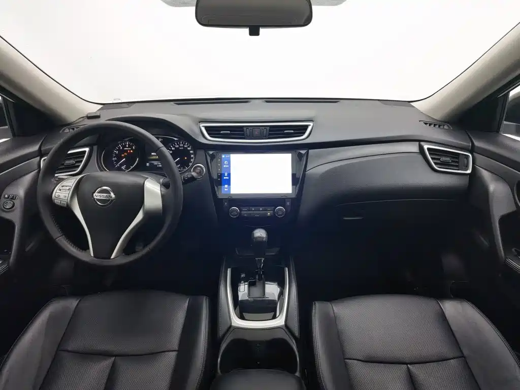 Nissan X-Trail — миниатюра 5