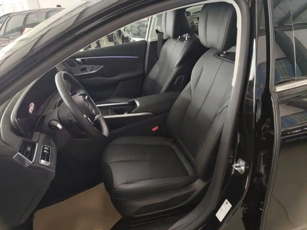 Buick LaCrosse — миниатюра 15