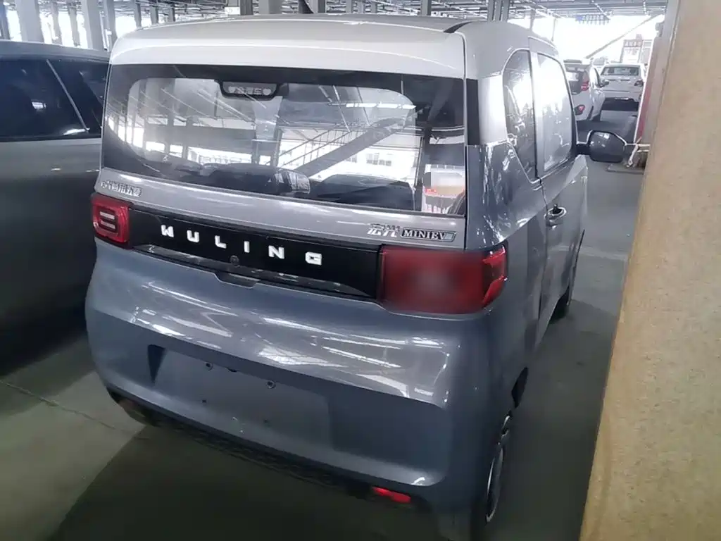 Wuling MINIEV — миниатюра 7