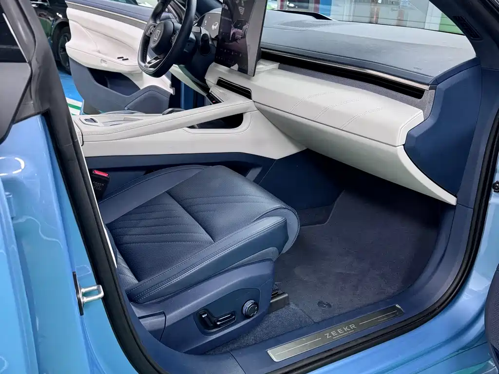 ZEEKR EXTREME KRYPTON 001