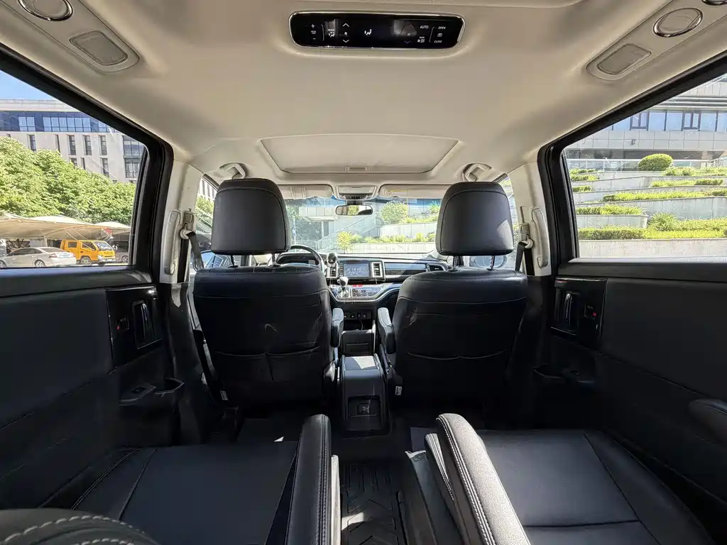 Honda Elysion — миниатюра 25