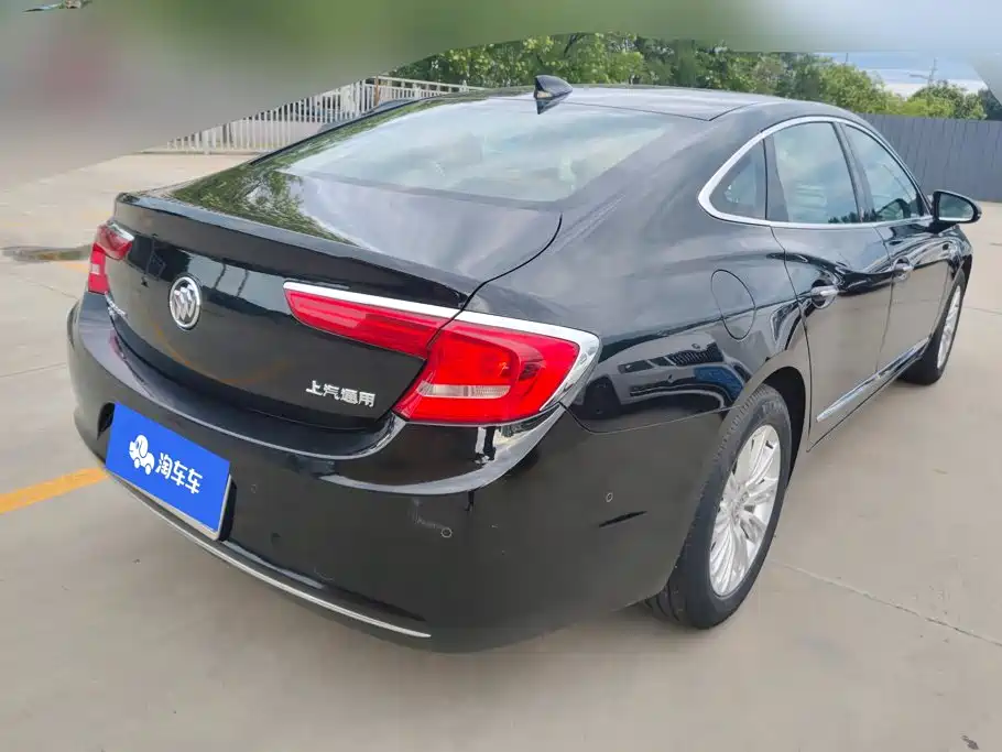 Buick LaCrosse — миниатюра 3