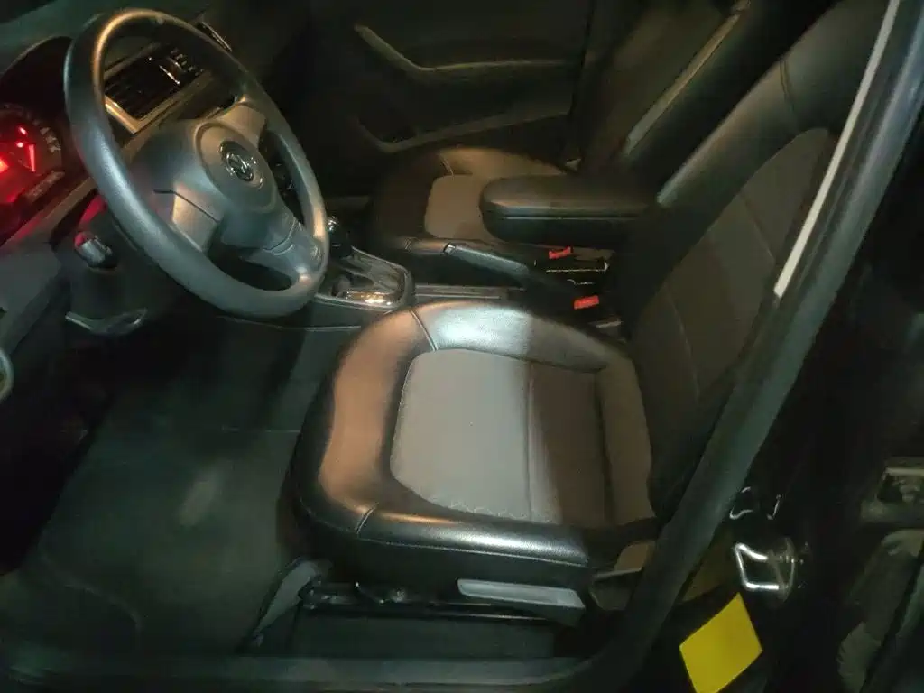 Volkswagen Santana — миниатюра 8