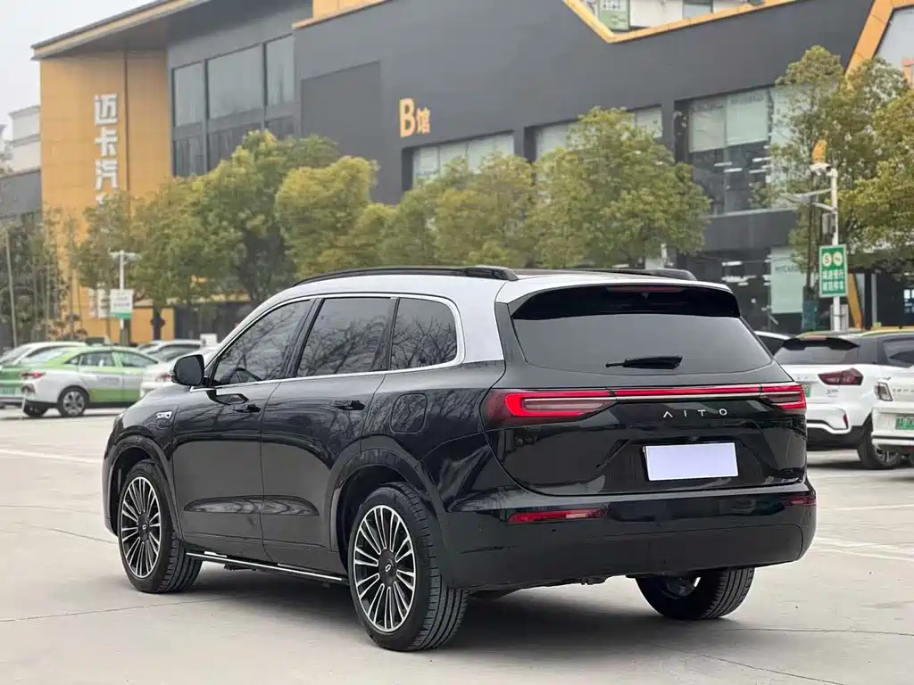 AITO ASK THE WORLD M7