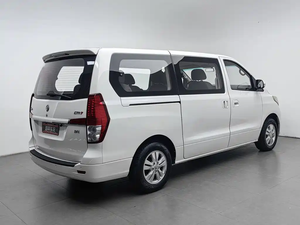Fengxing Fengxing CM7 — миниатюра 2