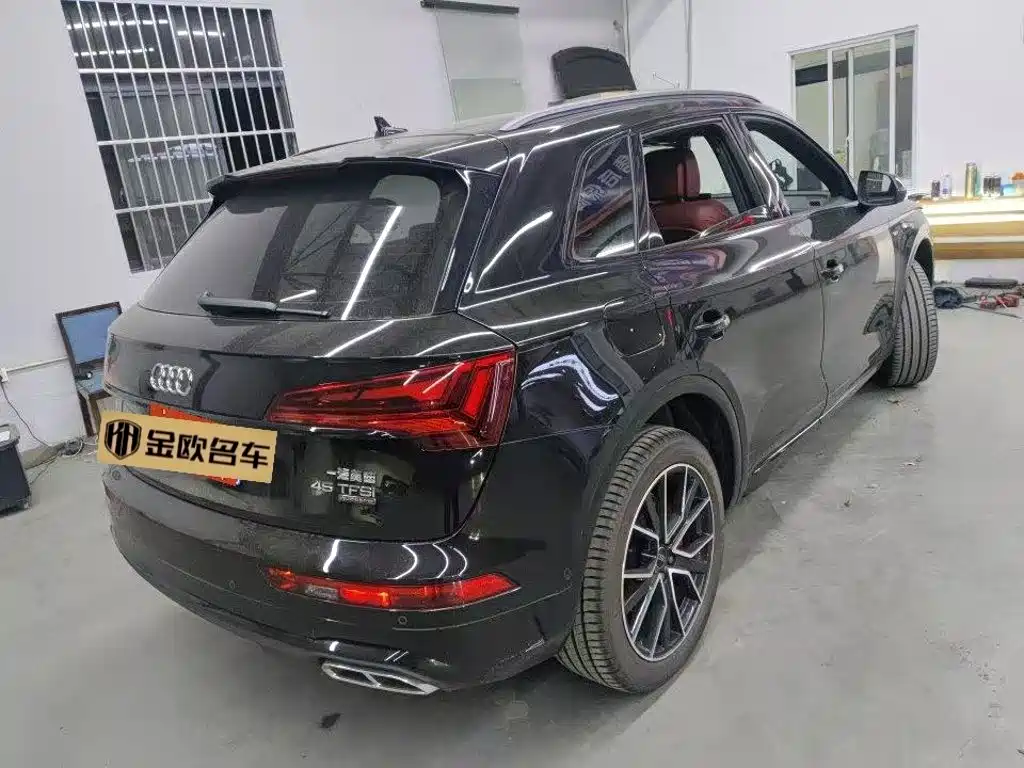 Audi Q5L — миниатюра 2