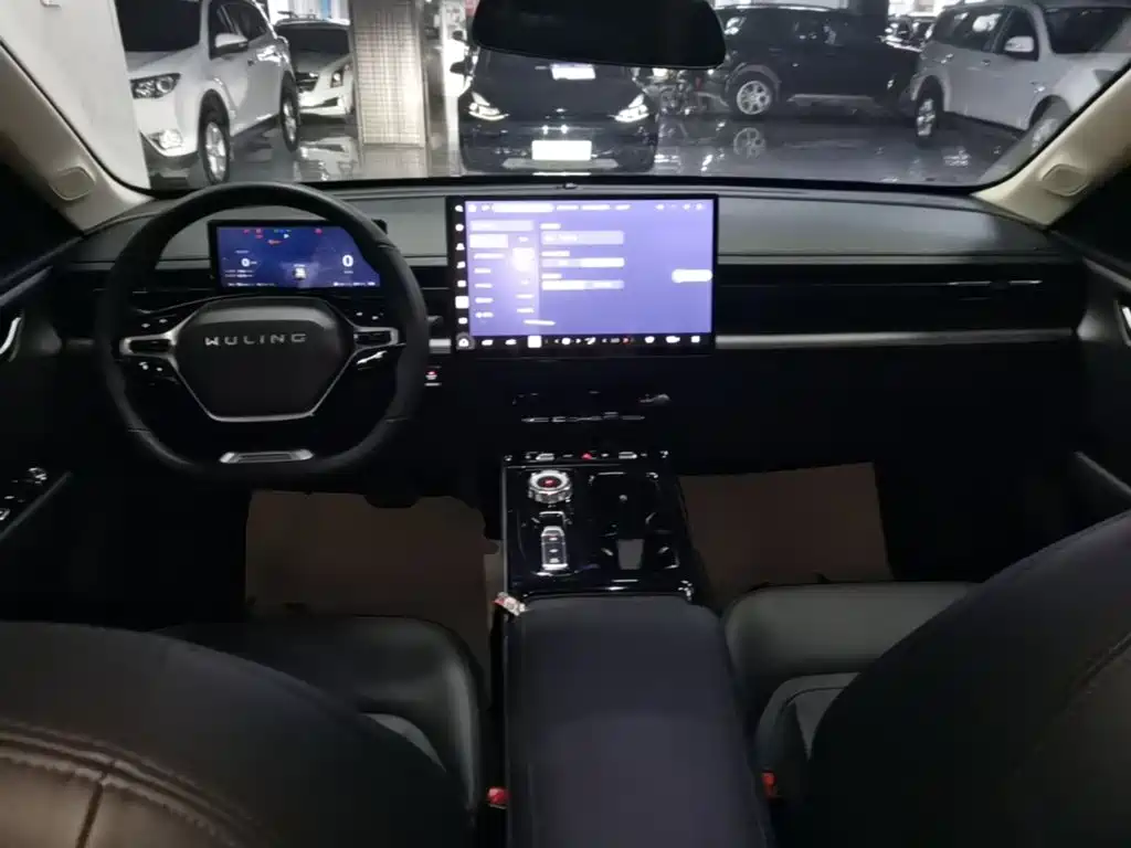 Wuling Xingguang — миниатюра 10
