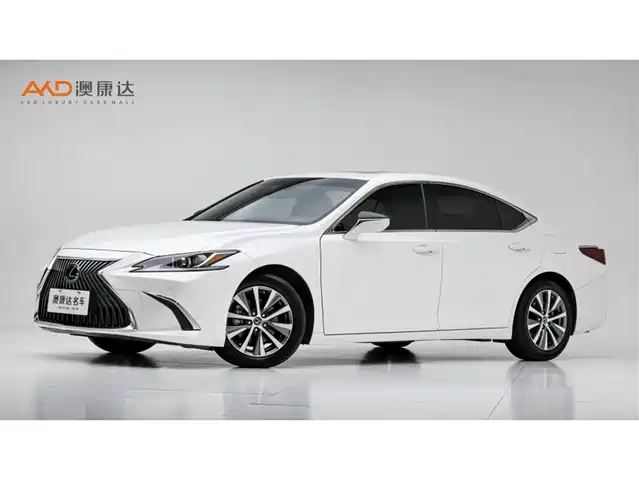 2020 Lexus ES