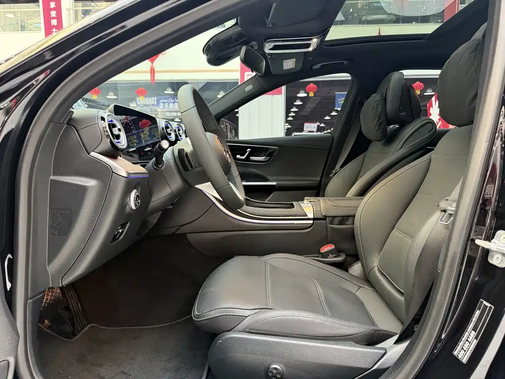 Mercedes-Benz C-Class C 2025 C 260 L Sport
