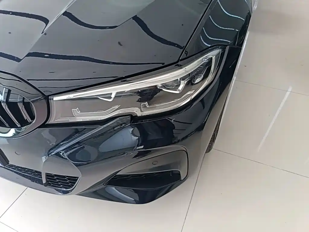 BMW 3 Series — миниатюра 24