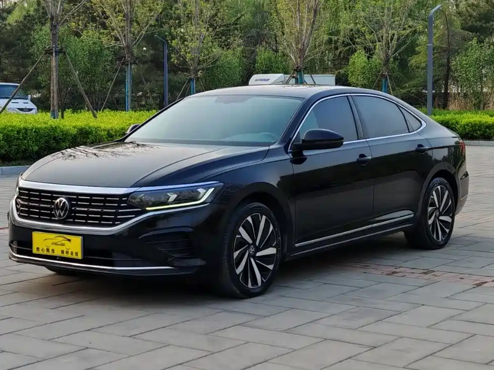 Volkswagen Passat 2022