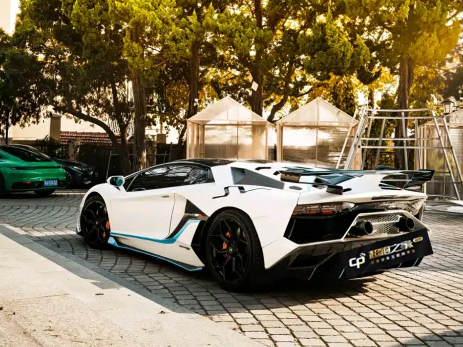 Lamborghini Aventador 2011 LP 700-4